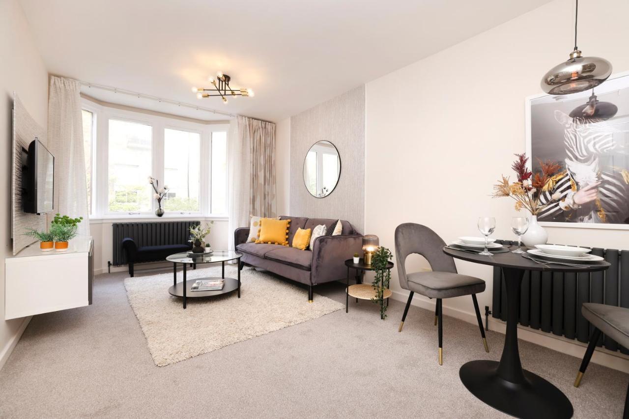 Joivy Modern 1 Bed Flat In West End, Close To Princes Gardens Edimburgo Esterno foto